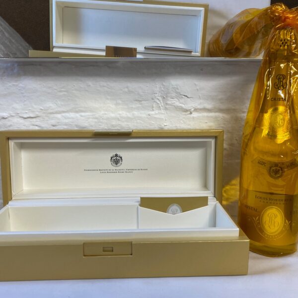 2012 Louis Roederer Cristal gift box 1 btl 280323