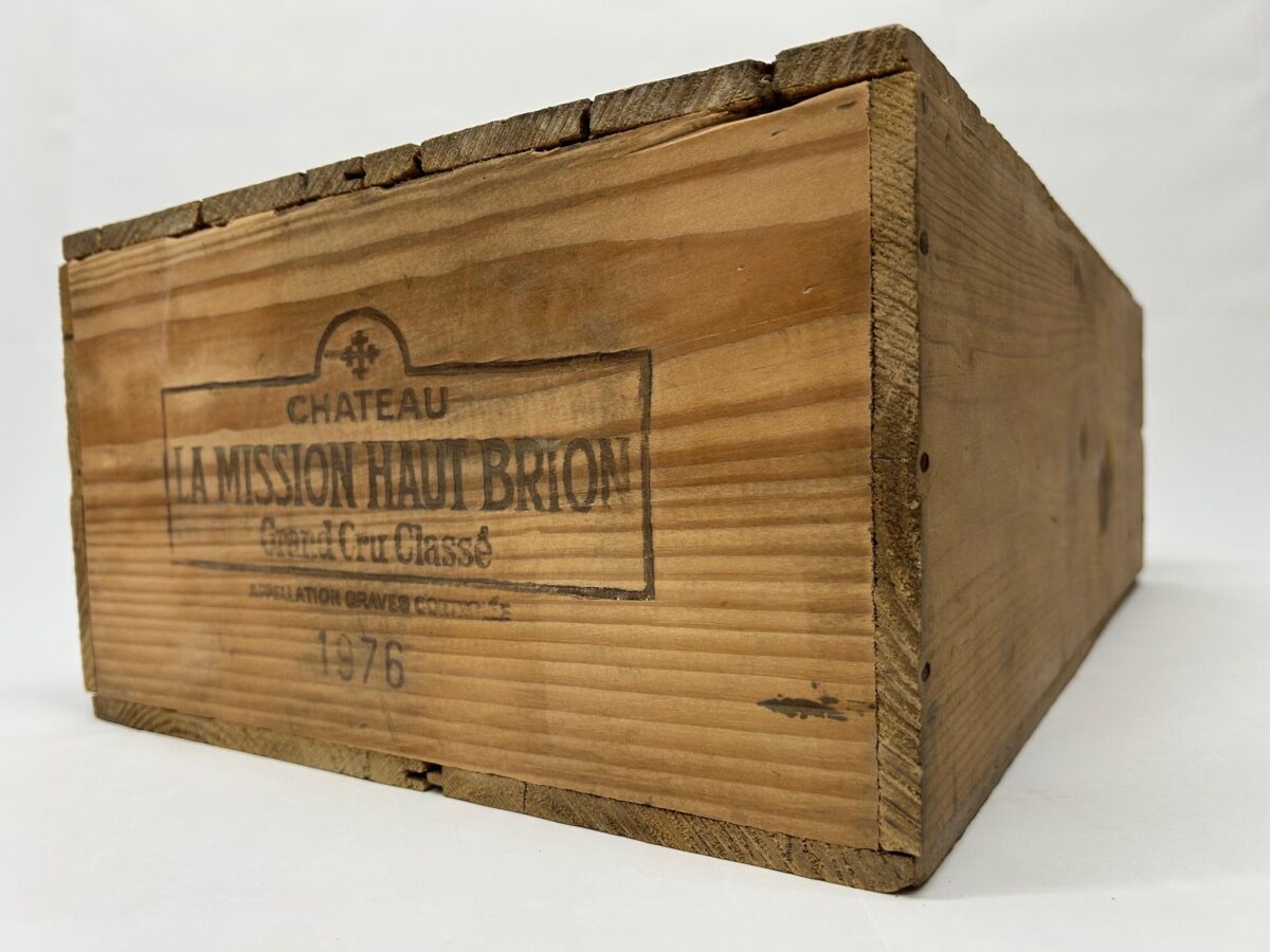 1976 Chateau La Mission Haut Brion (OWC) - Image 3
